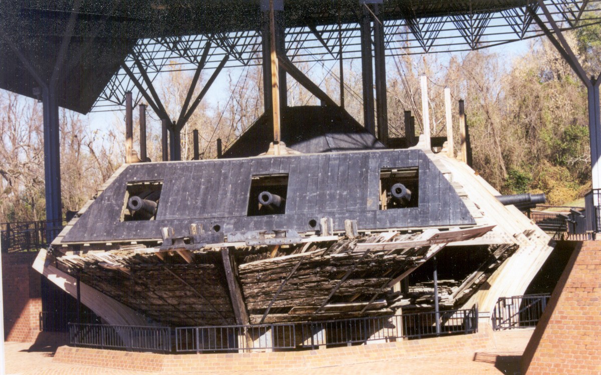 USS Cairo was sunk up the Yazoo River during the approach to Vicksburg, 1999