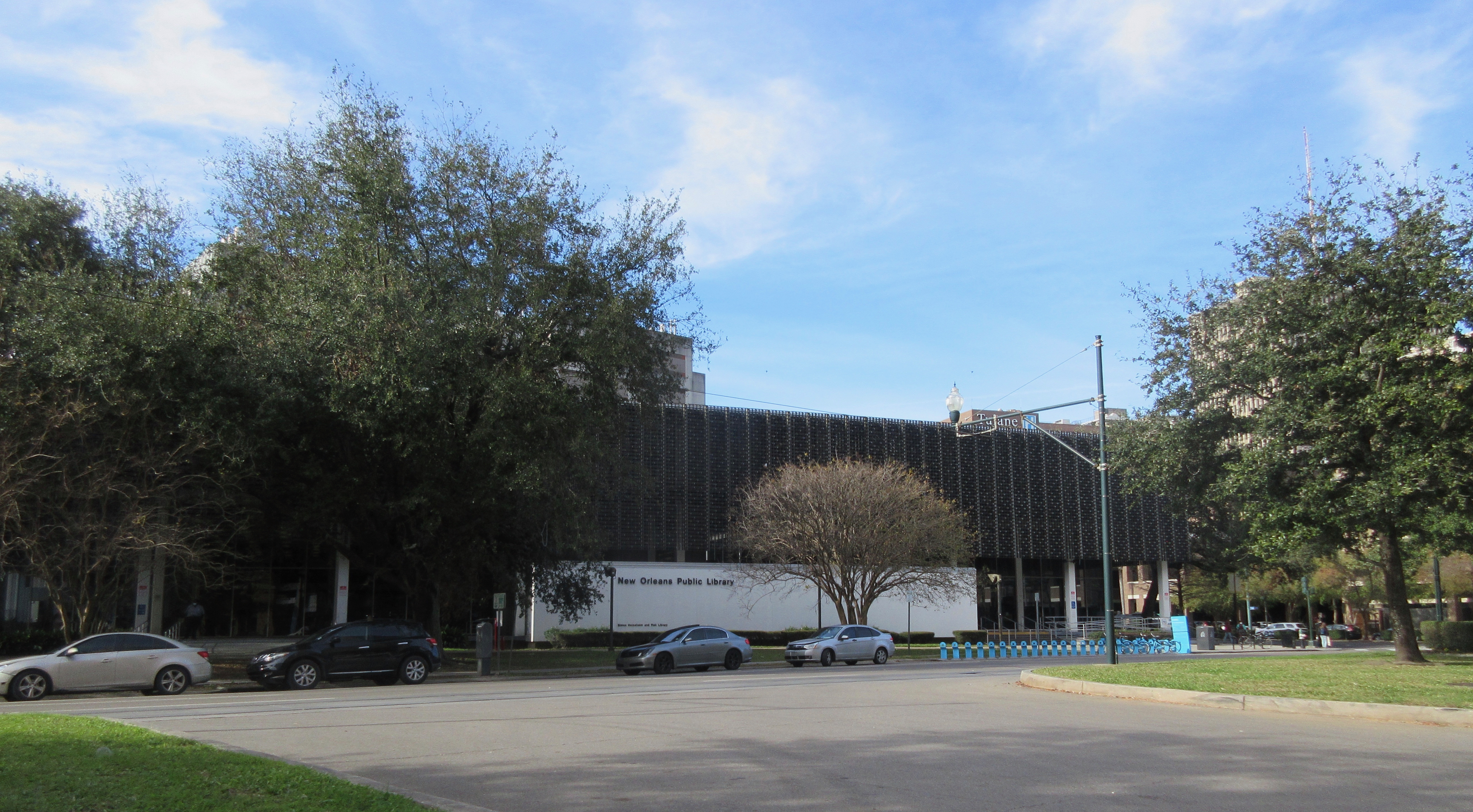 New Orleans Public Library — Main Branch on Loyola