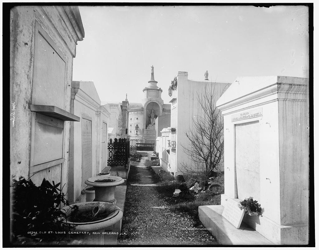 St. Louis Cemetery No. 2 (historical)