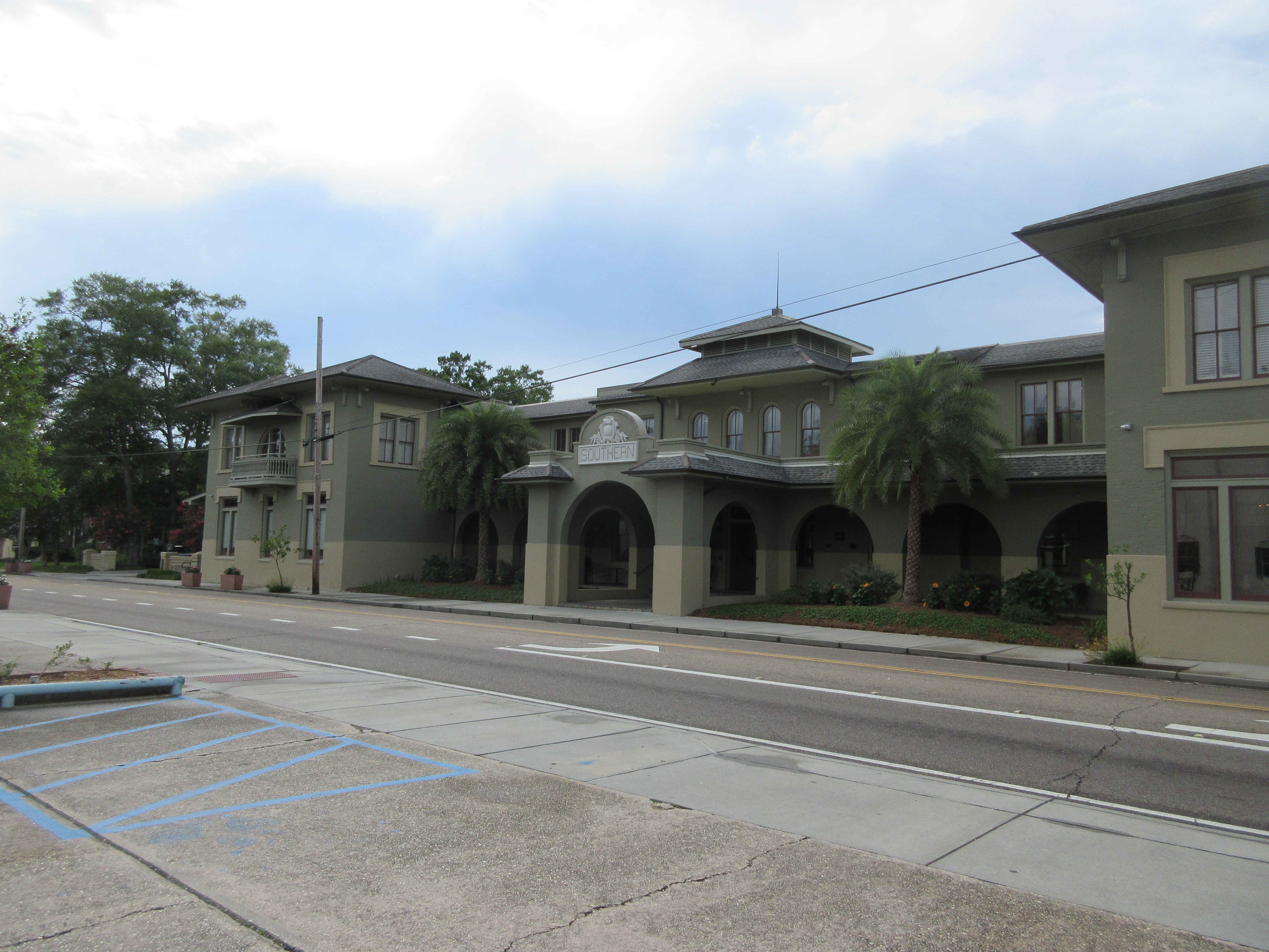 Southern Hotel — Covington