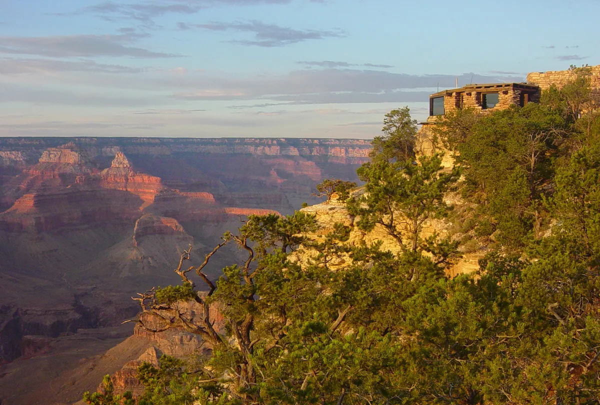 Yavapai Point and Geology Museum