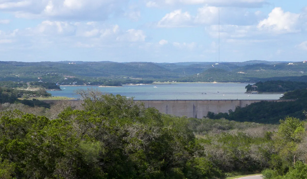 Bandera — Medina Lake