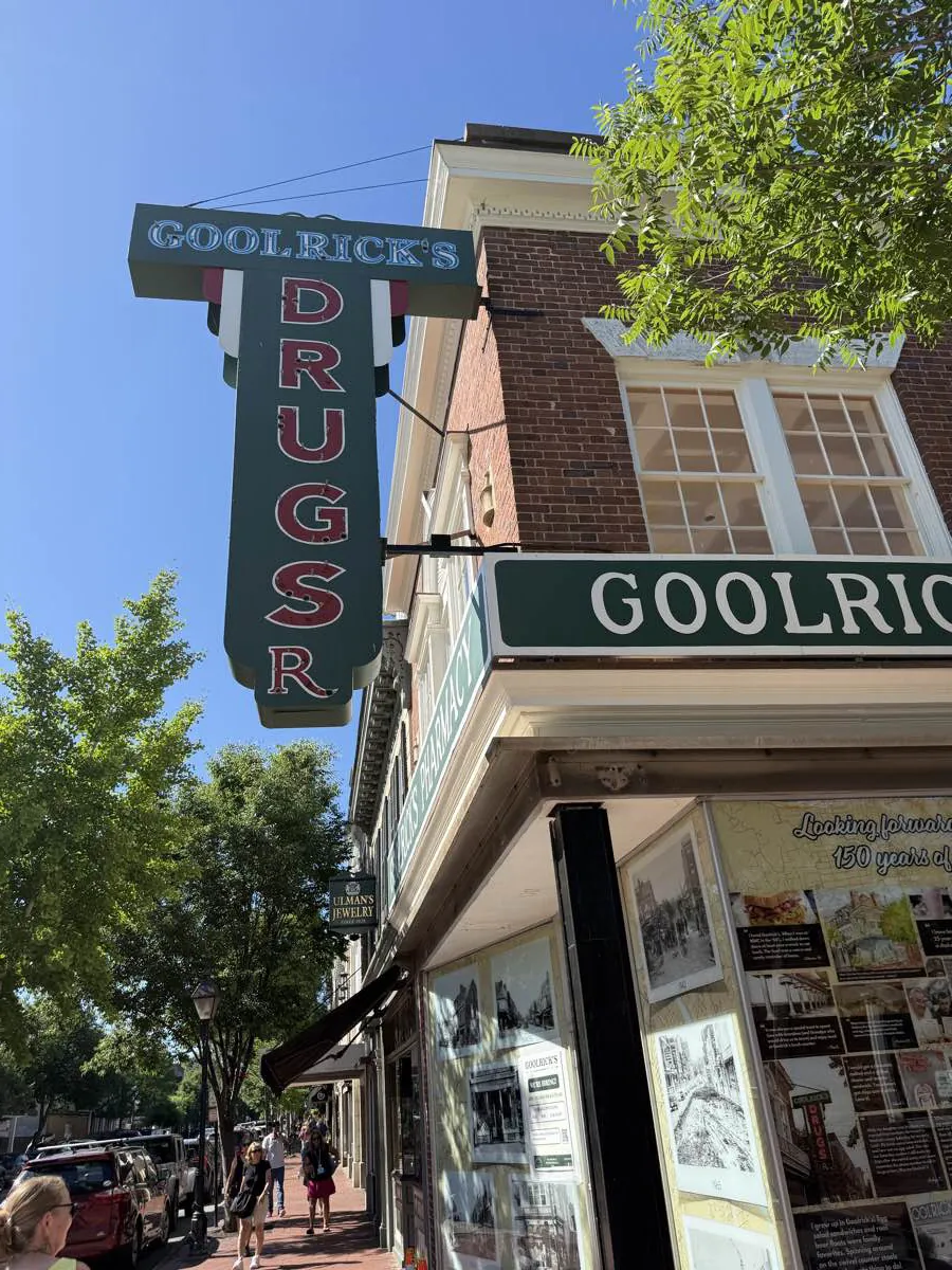 Goolrick's Pharmacy (Oldest Soda Fountain)