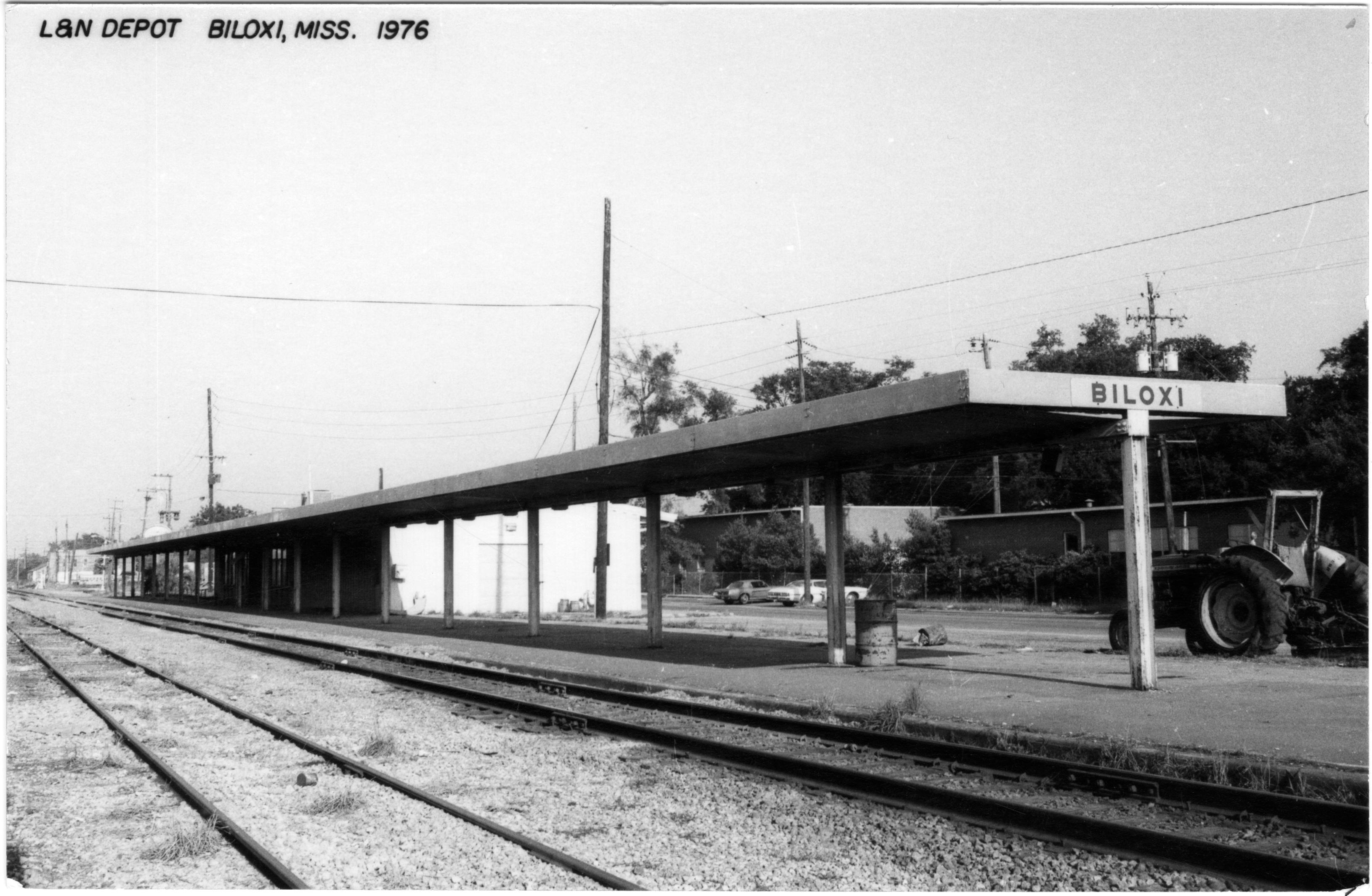 Biloxi Visitors Center — L&N Depot