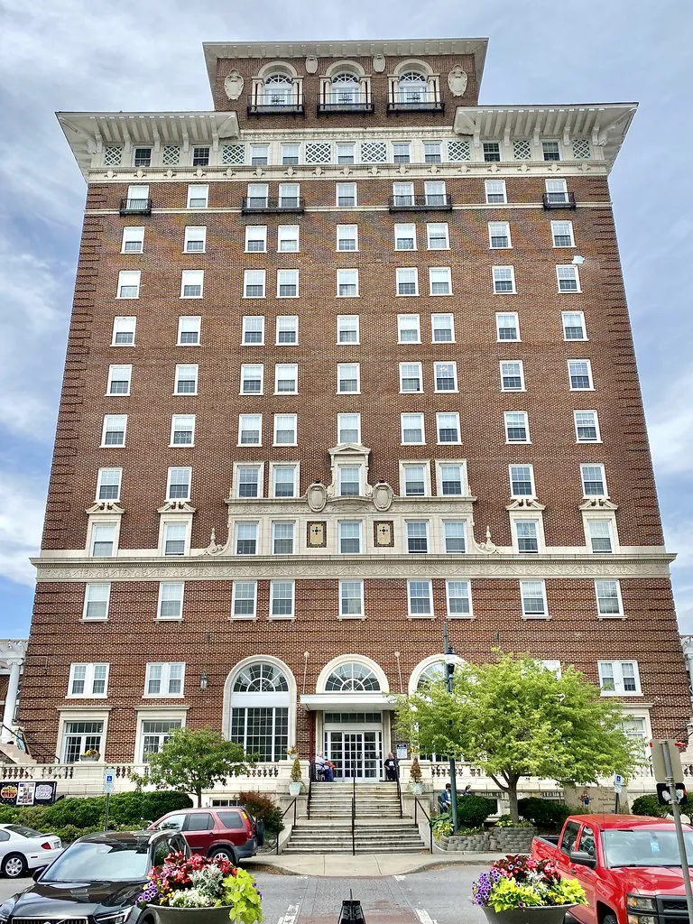 Battery Park Hotel (1924)