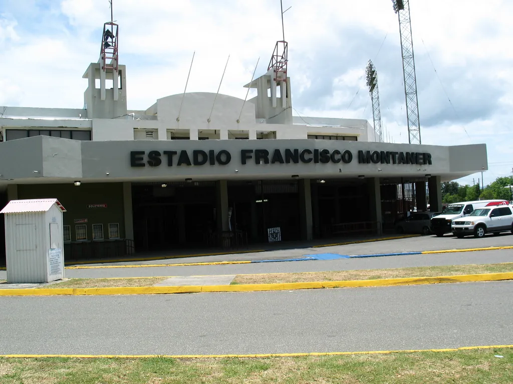 Estadio Francisco Montaner, Ponce