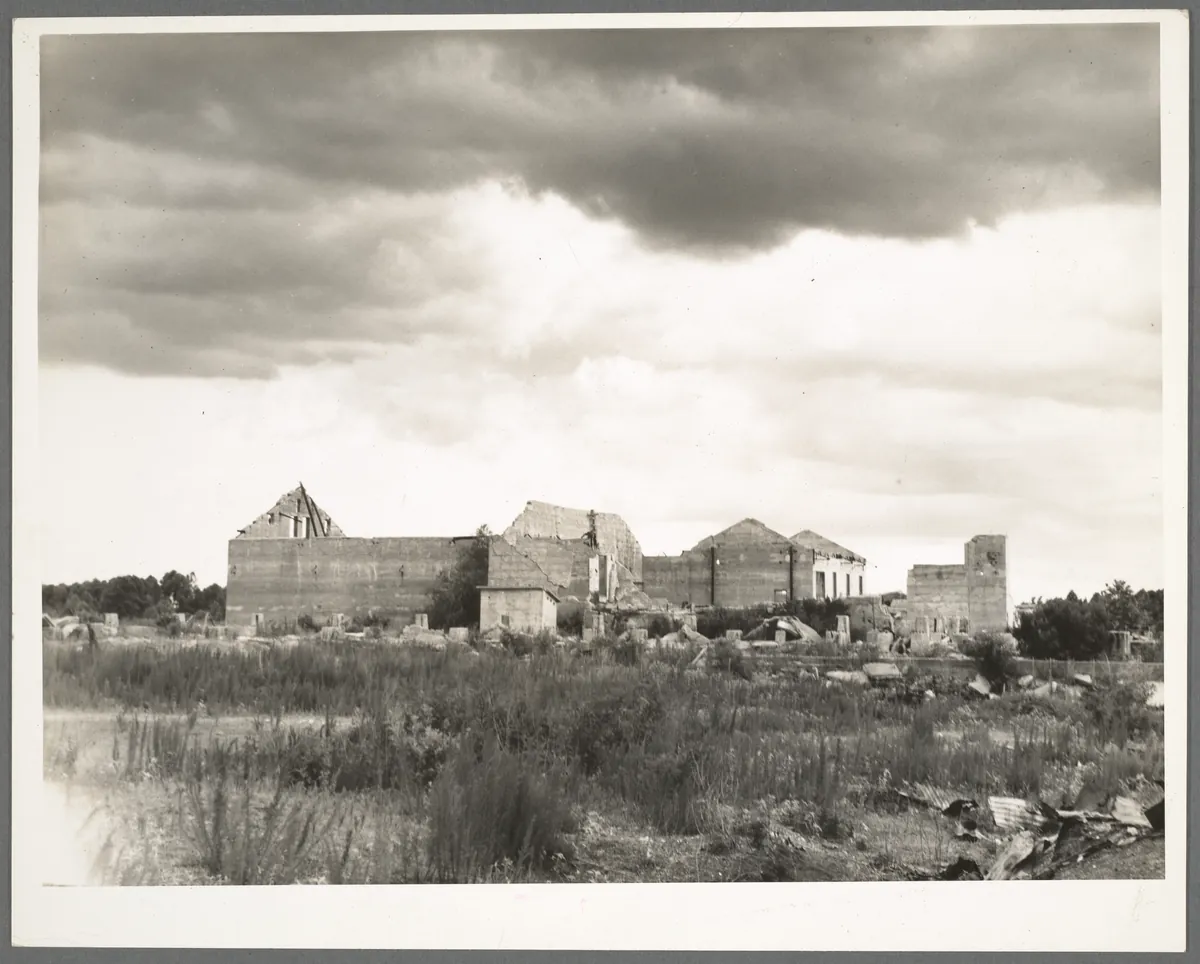 Pickering Sawmill Ghost Town — historical photo