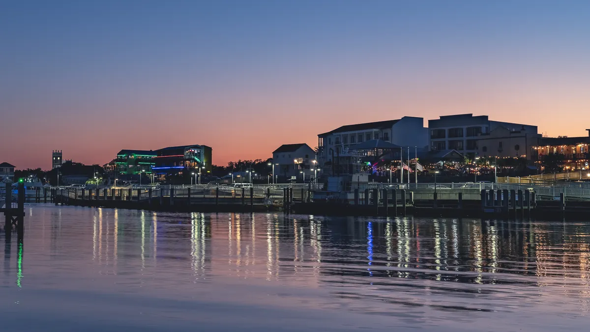 Long Beach Harbor — The Working Waterfront