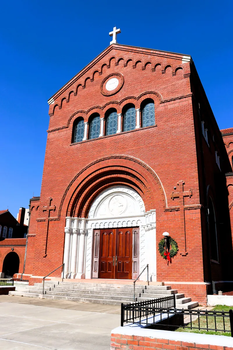 Charpentier District Walking Tour