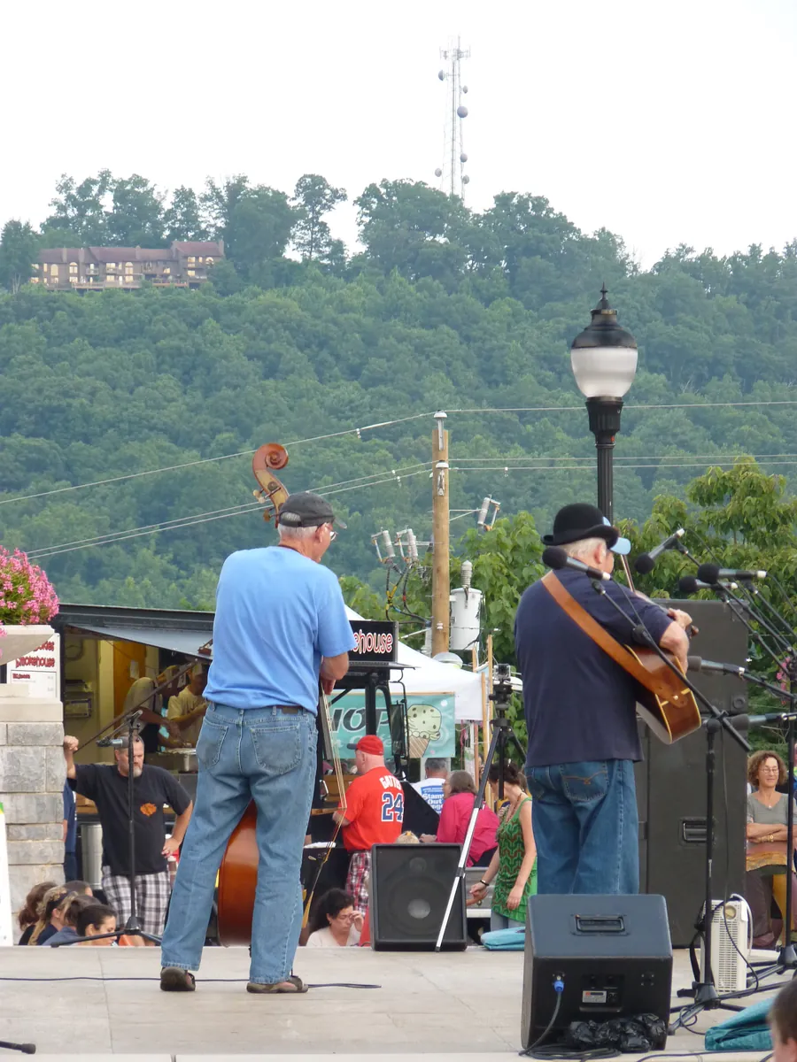 Shindig on the Green