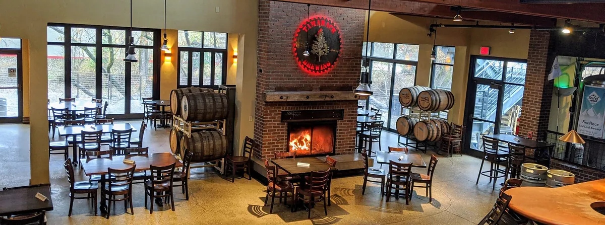 Tamarack Brewing Company (Lakeside / Whitefish)
