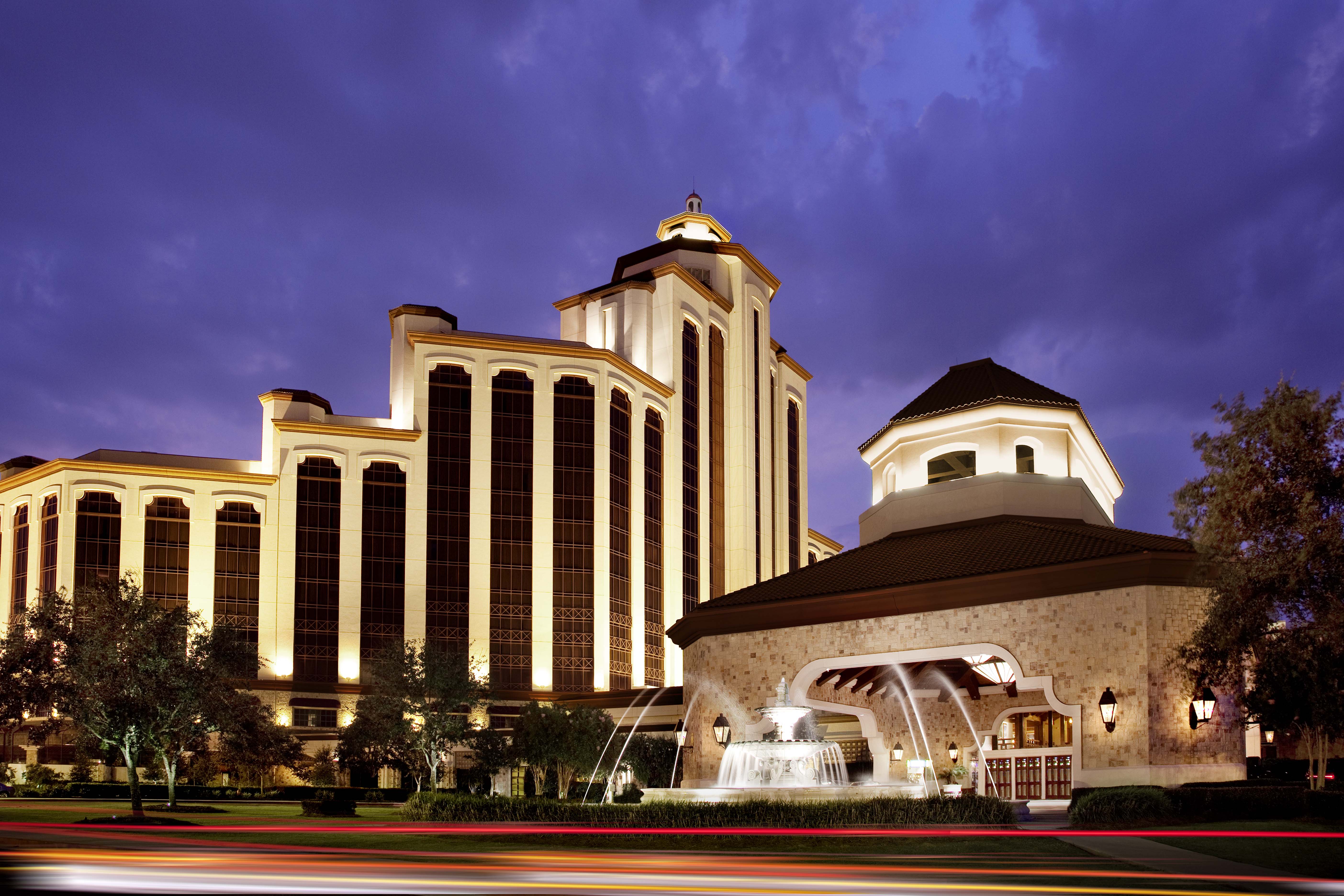 L'Auberge Casino Resort