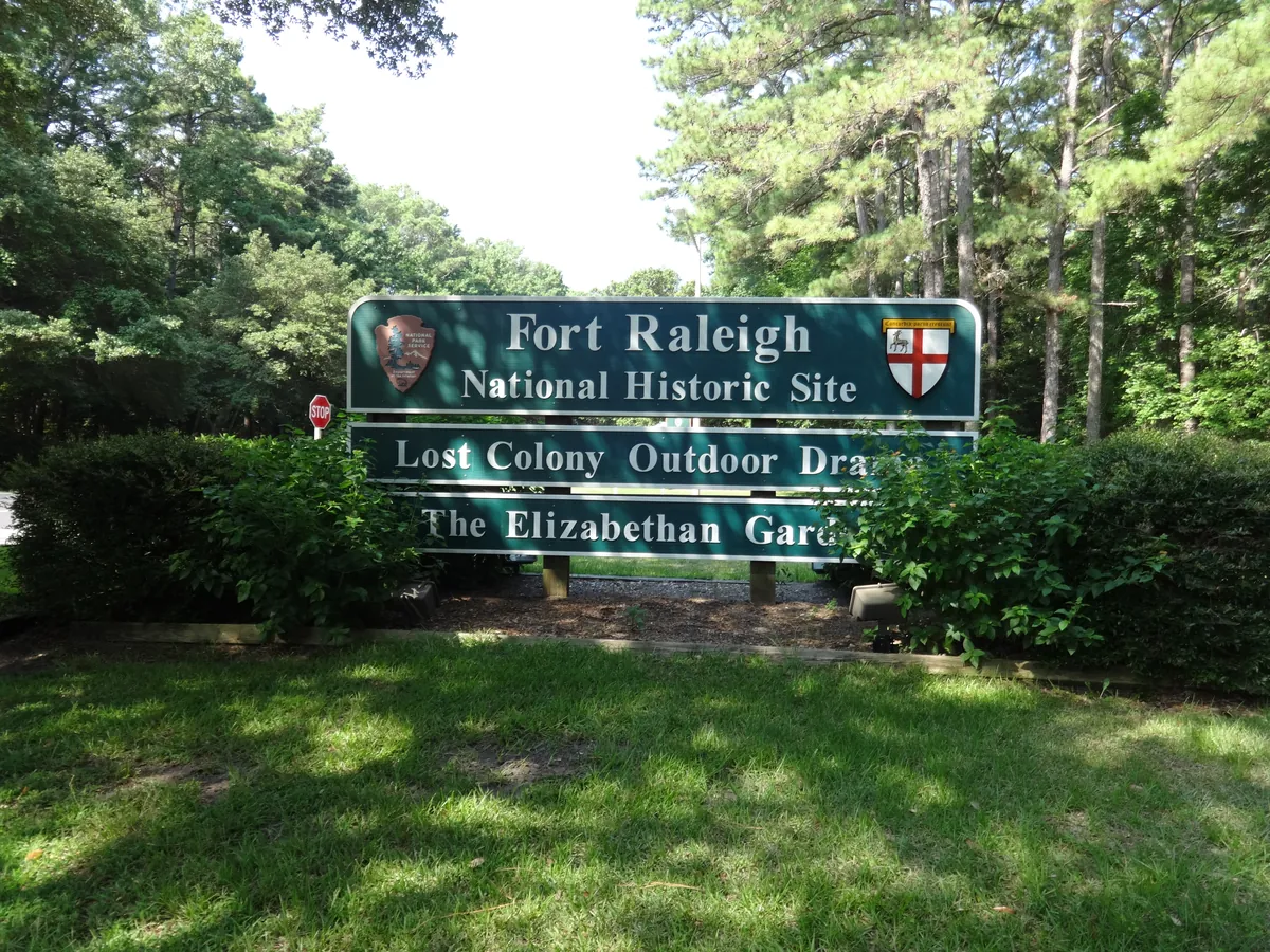 Outer Banks Dare County Memorial to the Lost Colony Colonists — historical photo