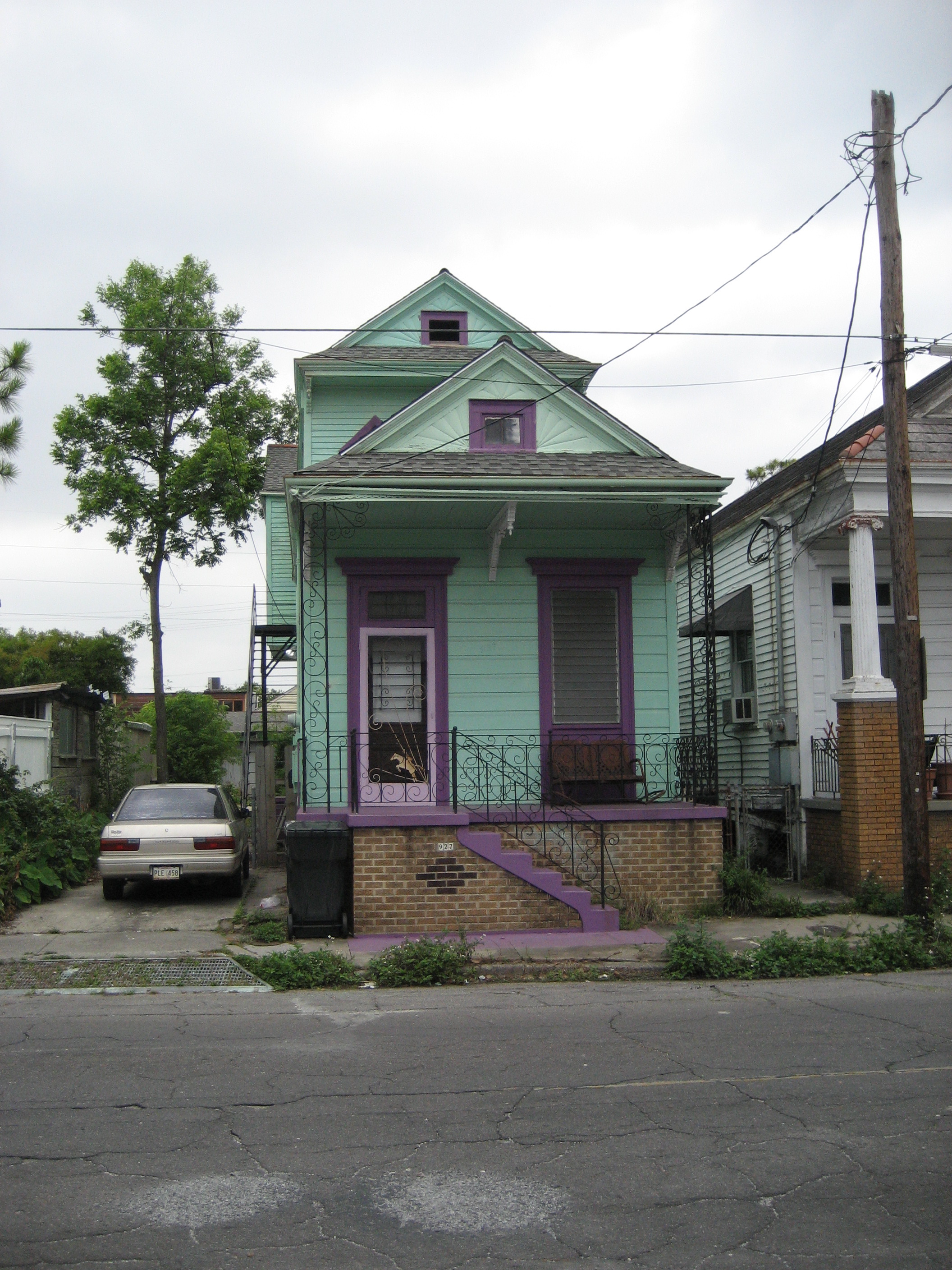 Camelback House Form — Uptown