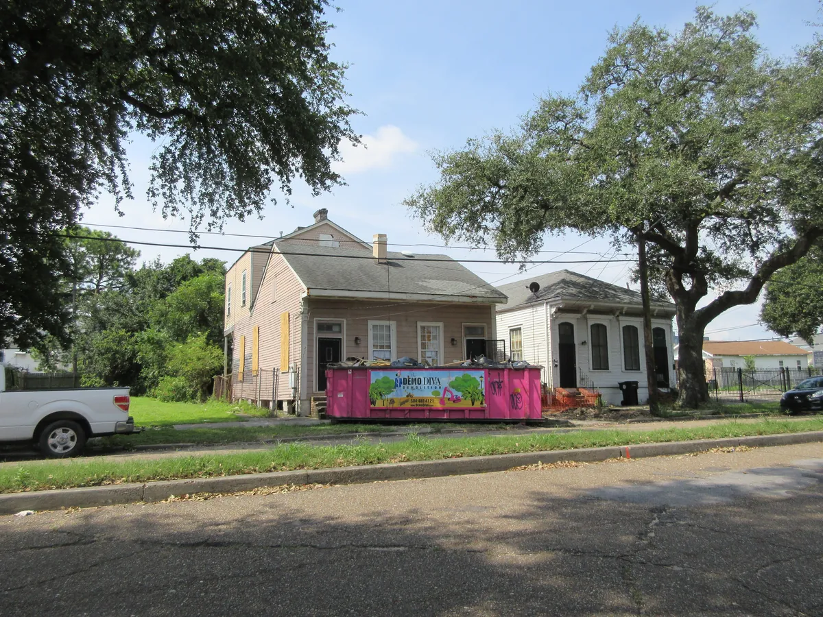 Camelback House Form — Uptown — historical photo