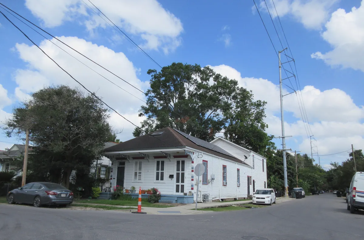 Camelback House Form — Uptown — historical photo