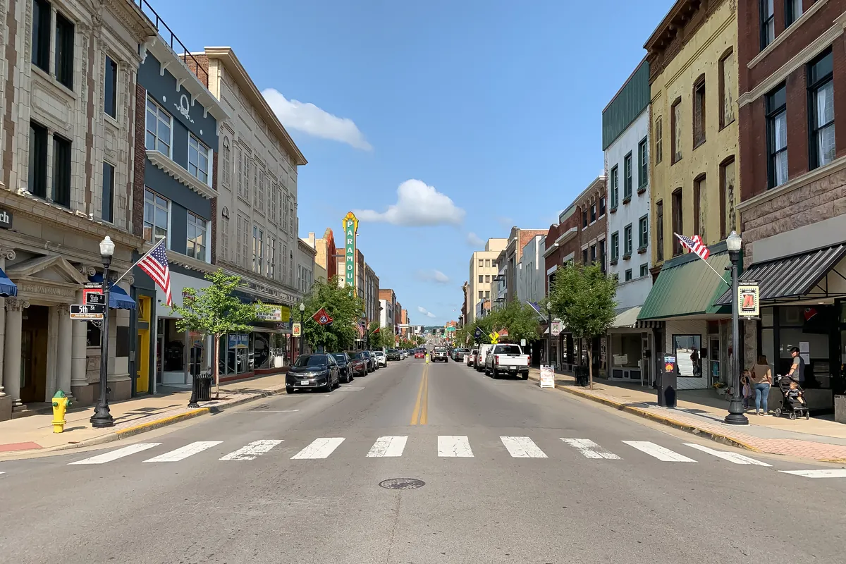 Historic Downtown Bristol (State Street District)