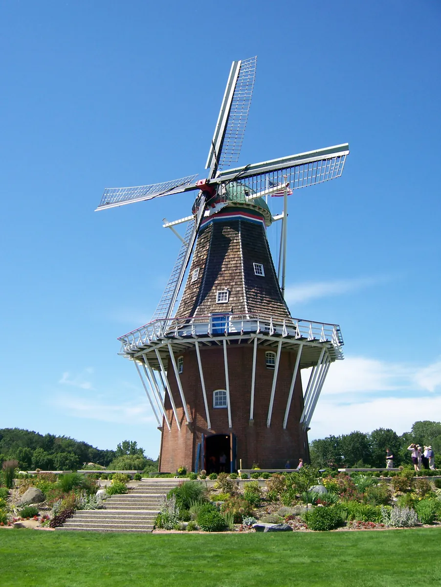 Windmill Island Gardens