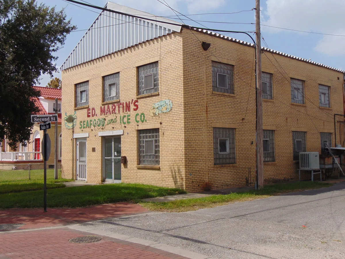 Sala Avenue Cannery Row