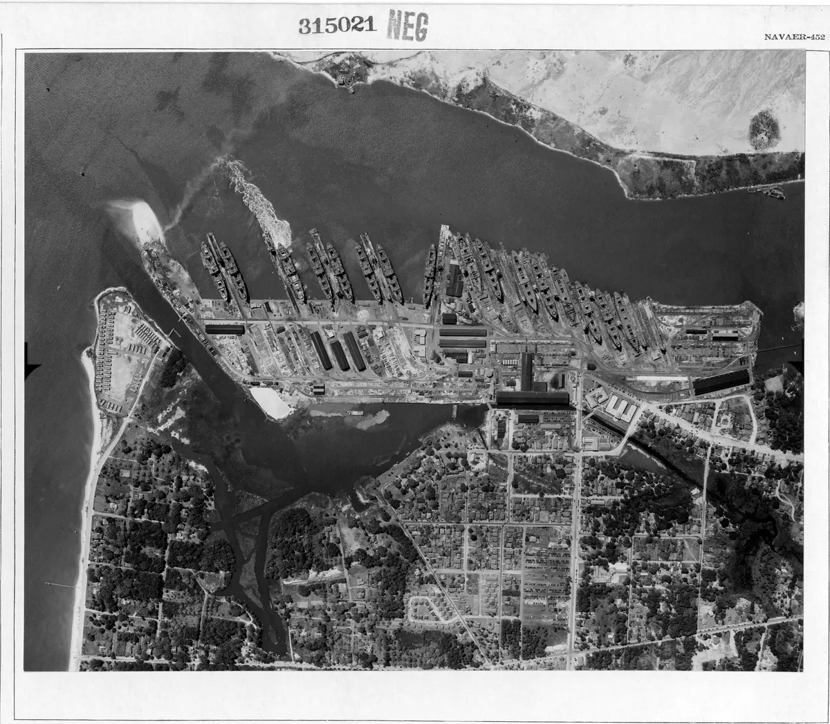 Ingalls Shipbuilding — historical photo