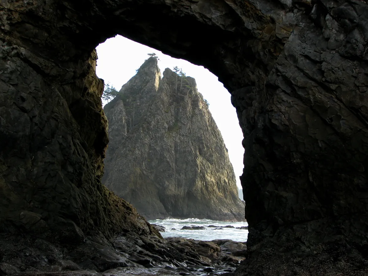 Rialto Beach and Hole-in-the-Wall