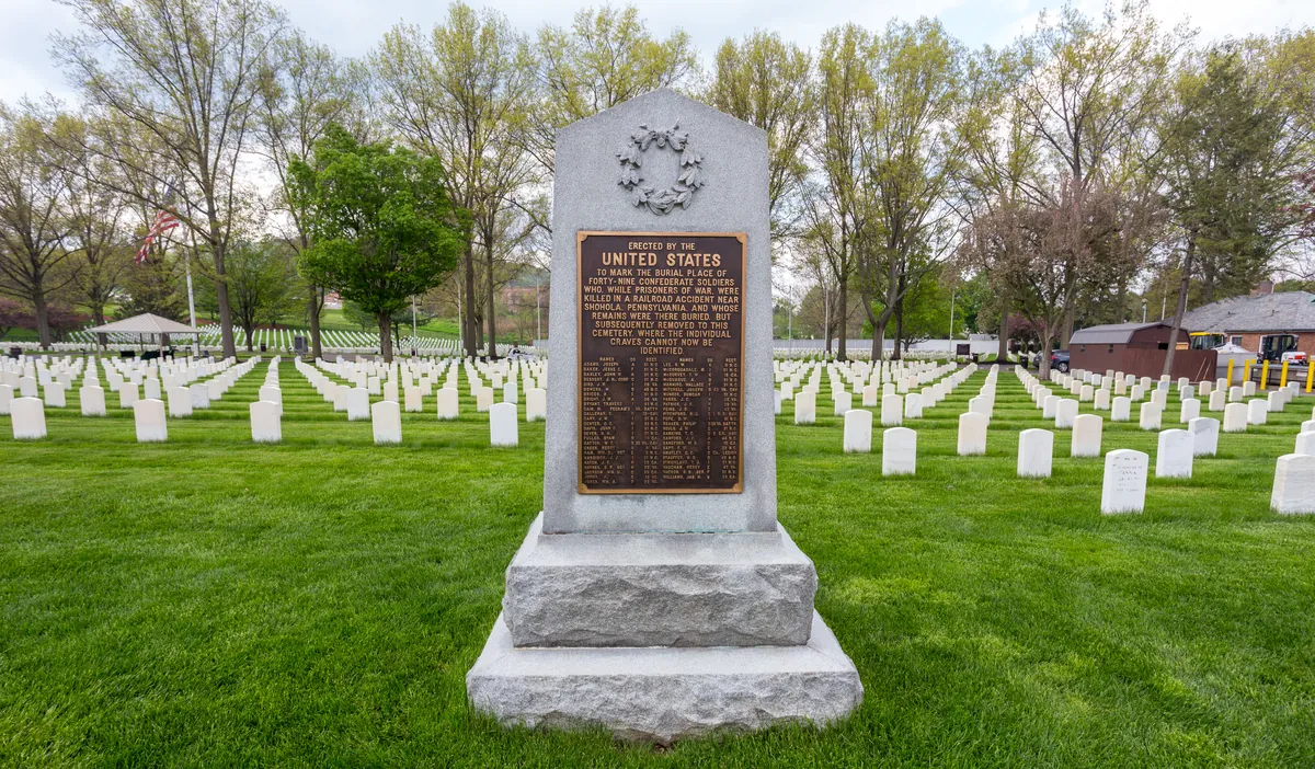 Woodlawn National Cemetery