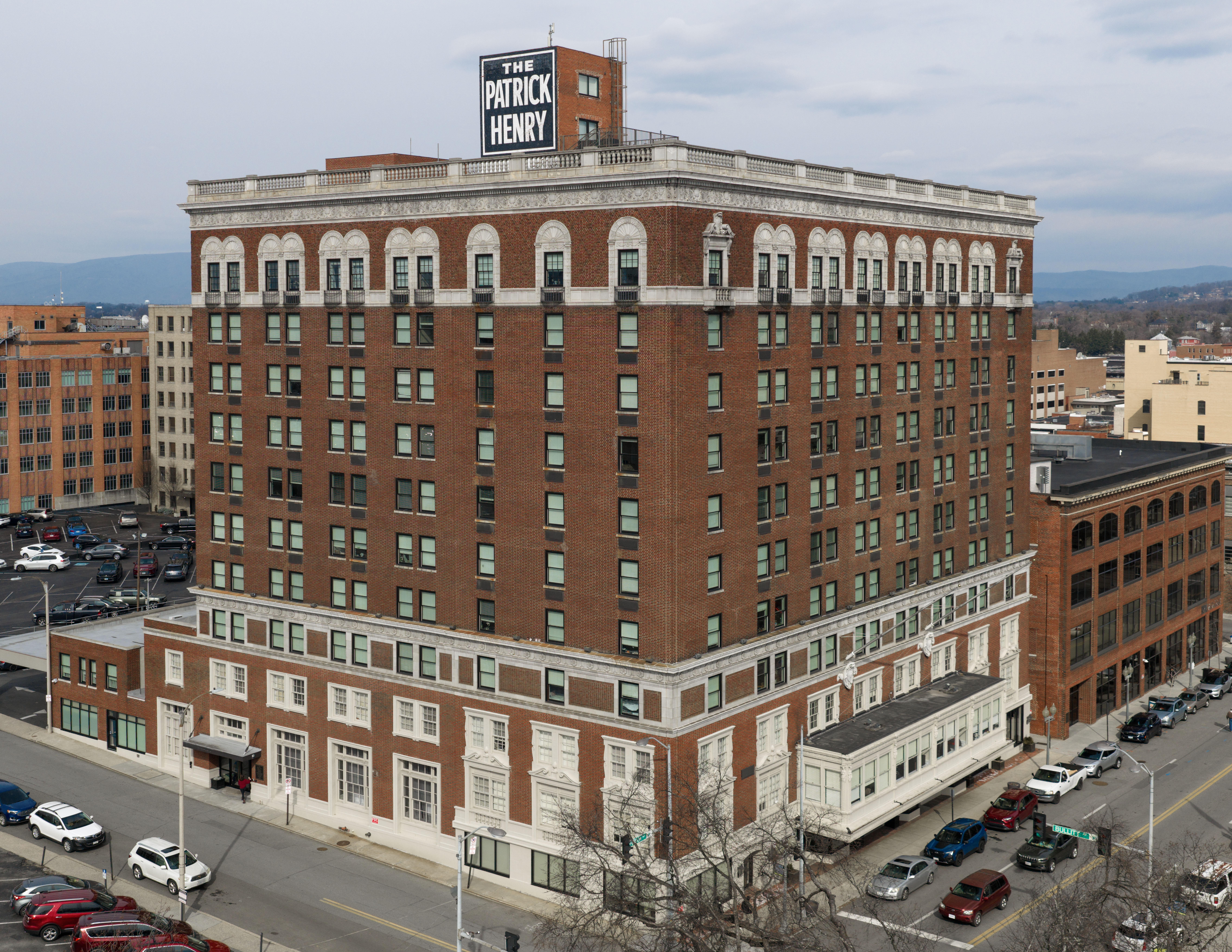 Patrick Henry Hotel — Grand Hotel Turned Apartments