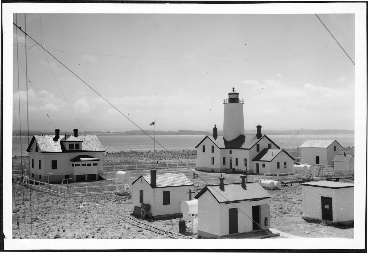 New Dungeness Lighthouse — historical photo