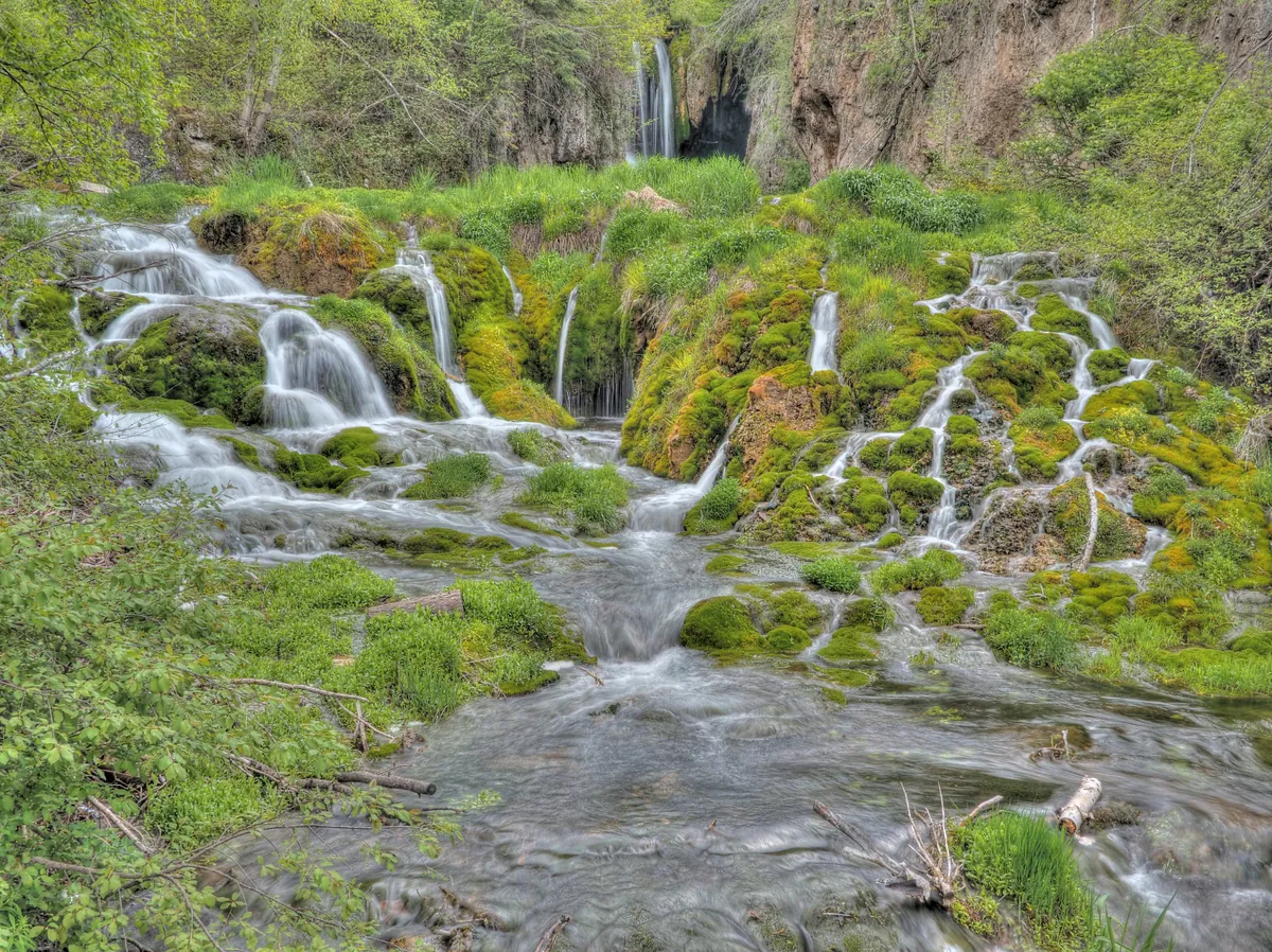 Roughlock Falls