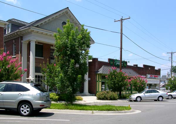 South Roanoke — SoRo's Village Charm