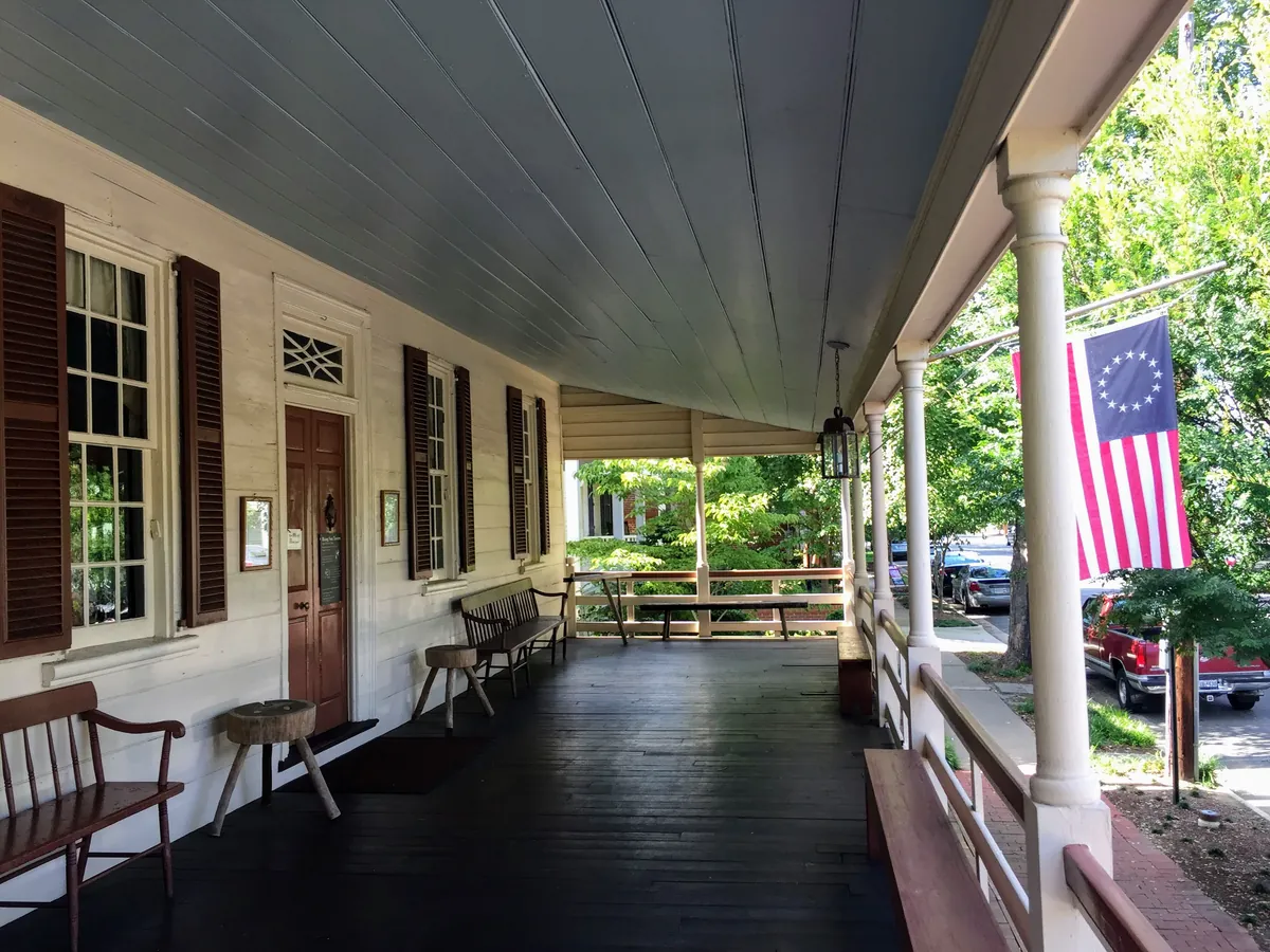 Rising Sun Tavern