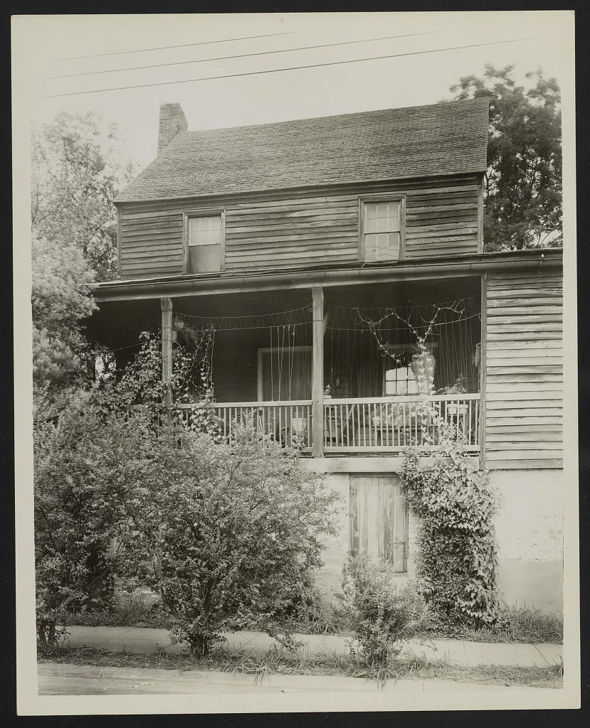 King's Tavern Kitchen — historical photo