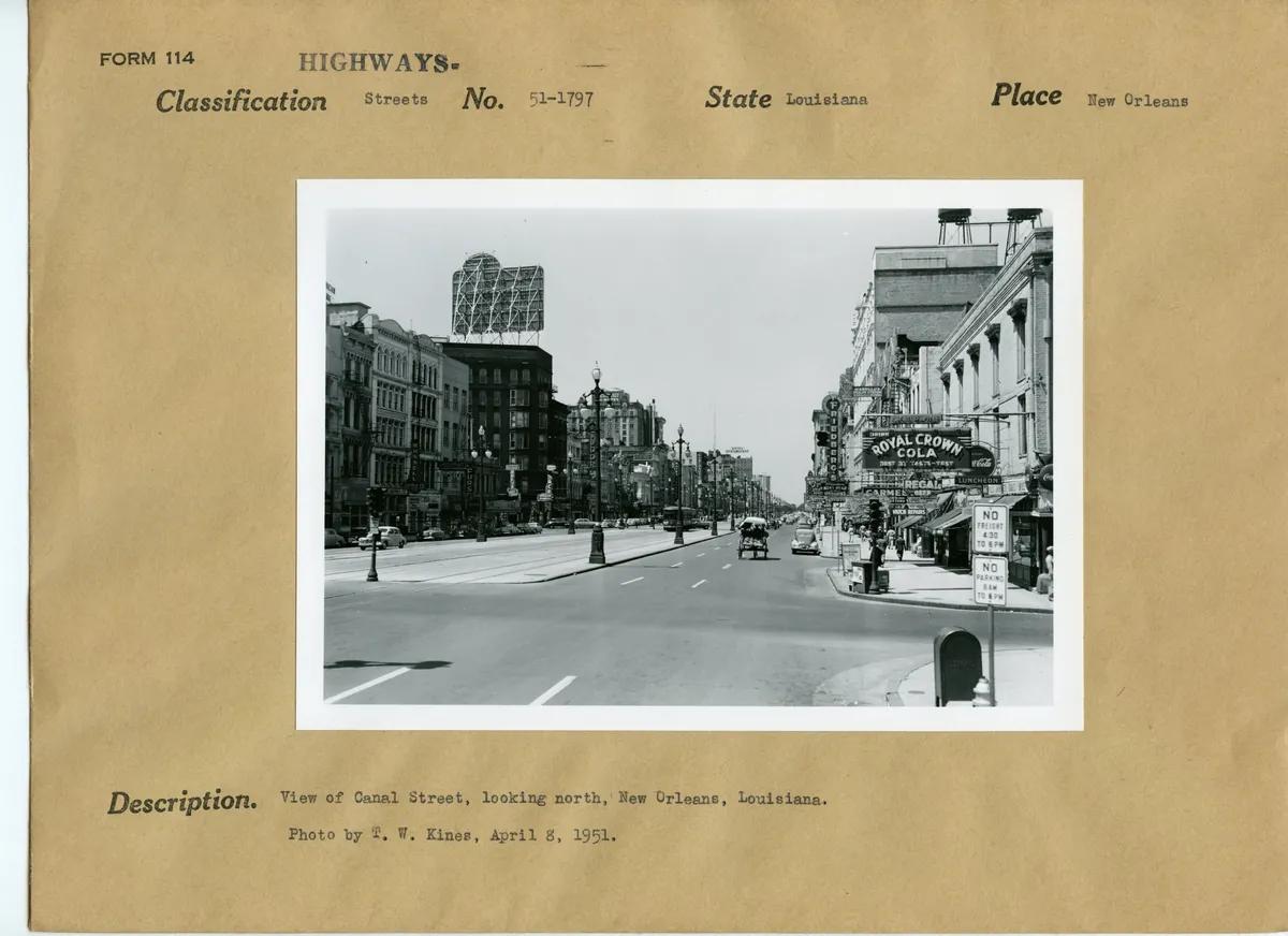 Canal Street — The Neutral Ground — historical photo