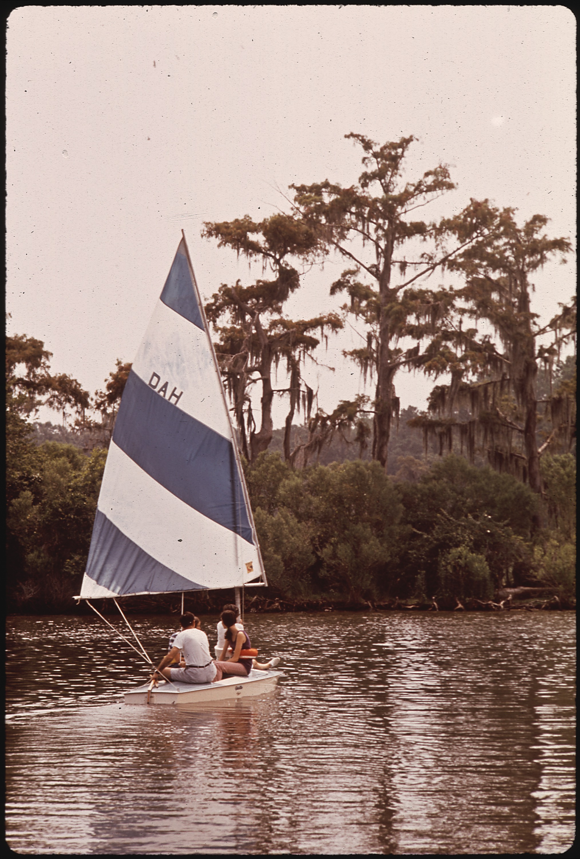 Lake Pontchartrain Sailing — Pontchartrain & Tammany Yacht Clubs