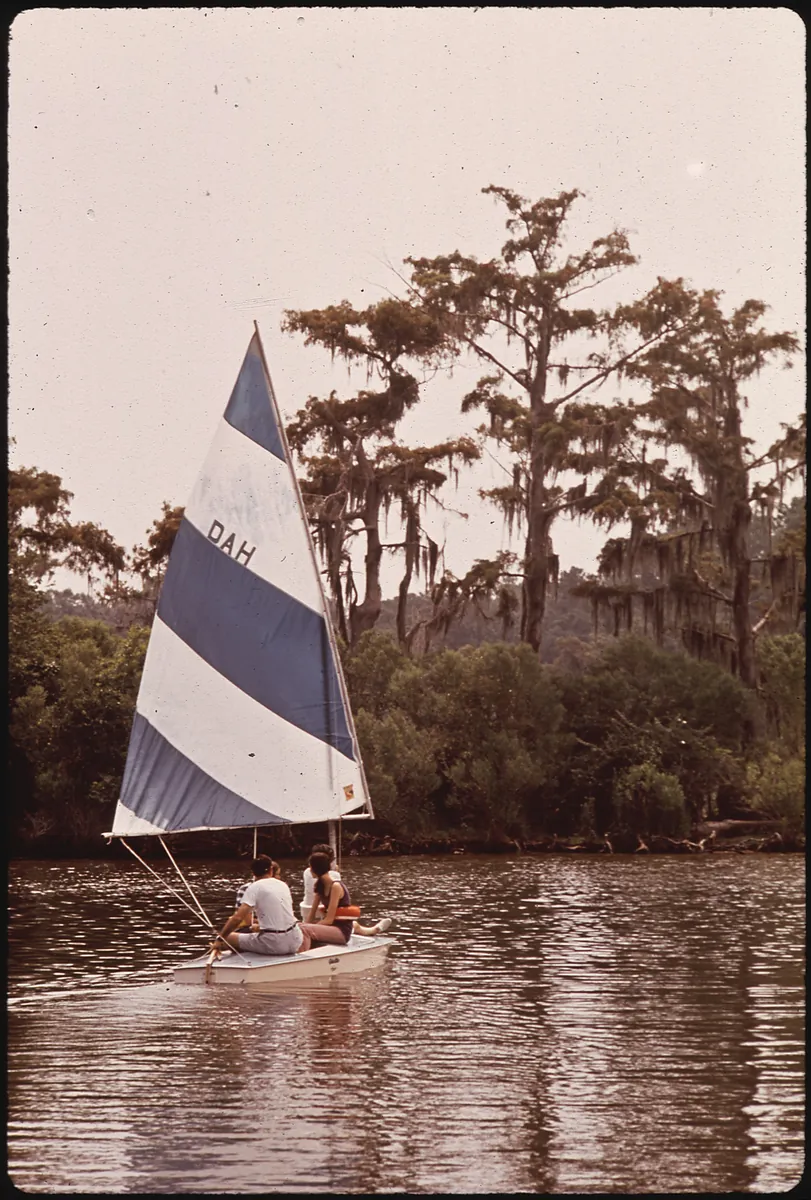 Lake Pontchartrain Sailing — Pontchartrain & Tammany Yacht Clubs